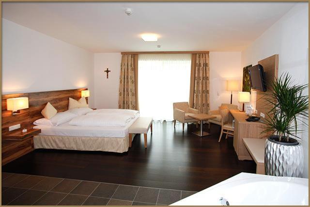 Relax- & Wanderhotel Poppengut 힌터스토더 외부 사진